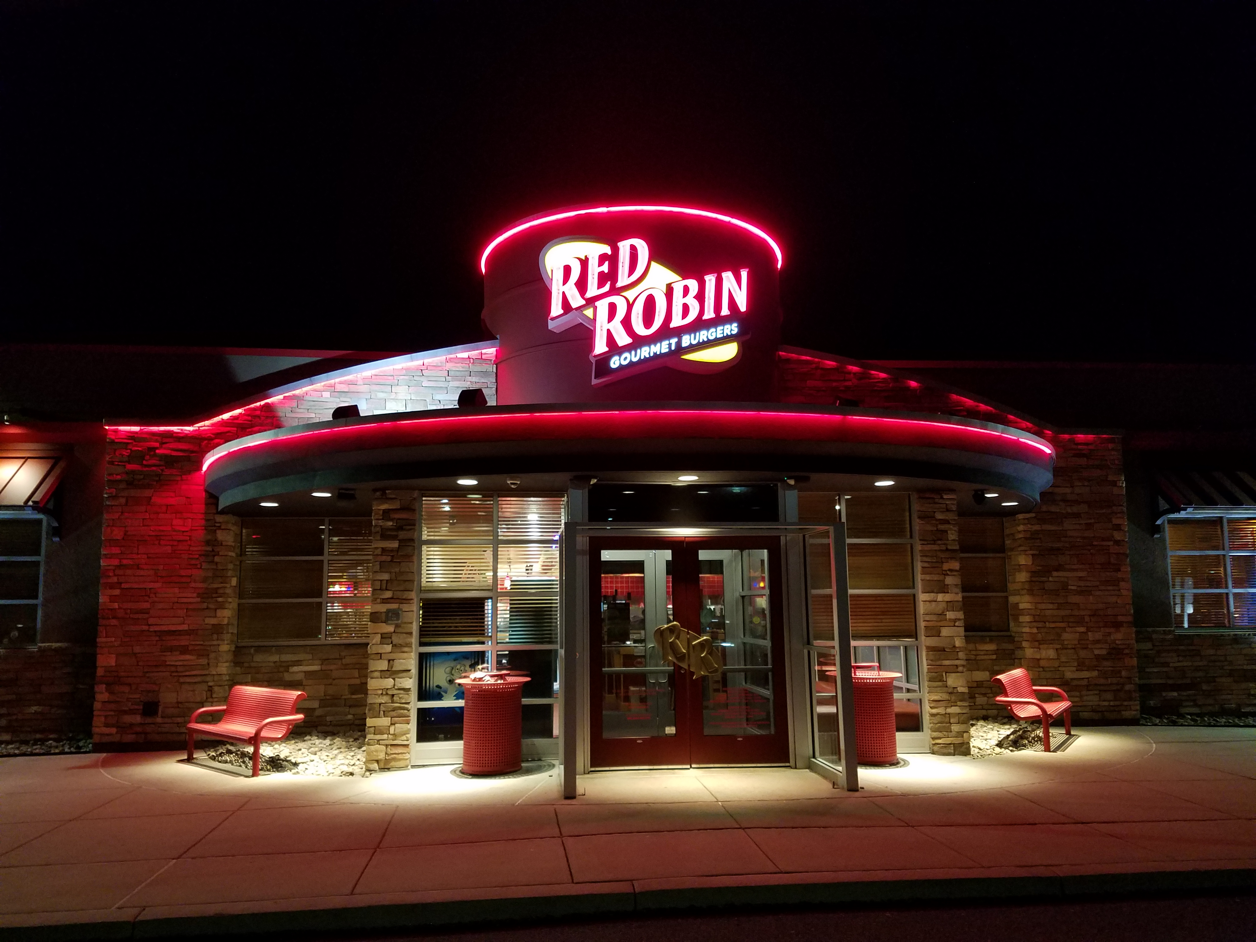 Red Robin in Hamburg, PA